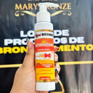 imagem do produto AUTOBRONZEADOR GEL MÁGICO 100ML