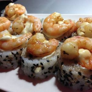 imagem do produto Uramaki Salmão com Camarão Ebi