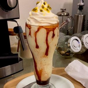 imagem do produto Frappé de Maracujá com chantilly 