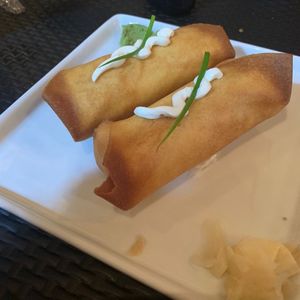 imagem do produto Rolinho primavera  salmão ou camarão 2 unidades 