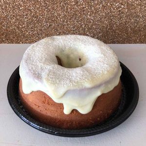 imagem do produto Bolo de morango com Ninho - P