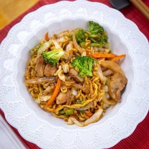 imagem do produto Yakisoba de frango 