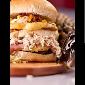 imagem do produto BURGER FRANGO C/CASEIRA 120g
