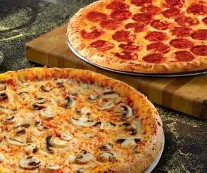 imagem do produto 2 Pizzas família + refri 2l + borda recheada