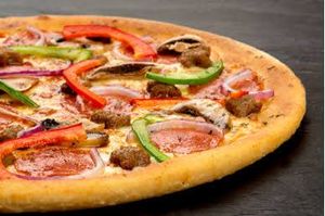 imagem do produto 2 Pizza gigante + refri 2l+ borda rechada