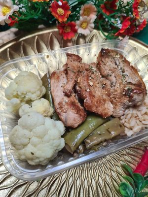 imagem do produto Picanha suína, vagem ao alho, couve-flor e arroz integral