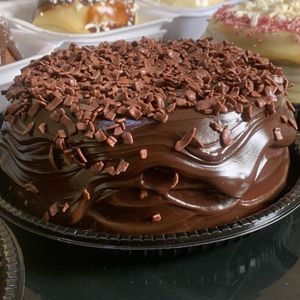 imagem do produto Bolo Vulcão M cenoura com chocolate 