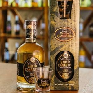 imagem do produto Kit Presente Cachaça Vale da Canastra Kaleido Selva 375 Ml