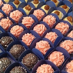 imagem do produto 50 Brigadeiros Gourmet 
