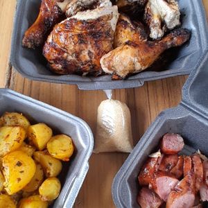 imagem do produto MEIO FRANGO NO BAFO COMPLETÃO