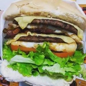 imagem do produto X burguer triplo 