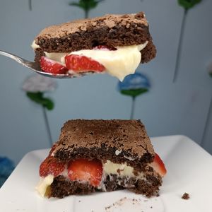 imagem do produto Brownie com morango 