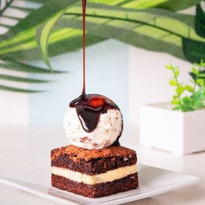 imagem do produto Brownie com sorvete 