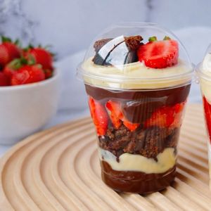 imagem do produto Copo da Felicidade Duo Brownie com Morango