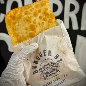 imagem do produto PASTEL DE CARNE E CHEDDAR - A7