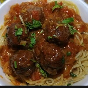 imagem do produto Espaguete com almôndegas 