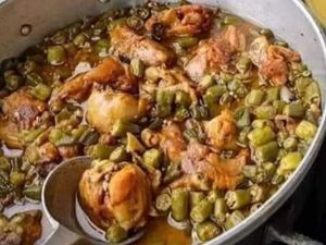 imagem do produto Galinha com Quiabo