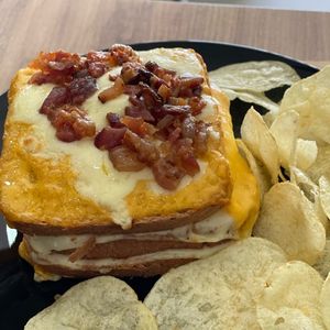 imagem do produto Tostão 4 queijos com bacon