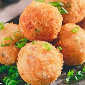 imagem do produto Bolinha de salmão com cream cheese 