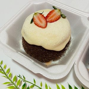 imagem do produto Bolo Minicaseirinho de ninho com morango 🍓