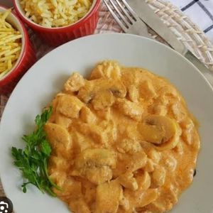 imagem do produto Refeição 2 Pessoas - Strogonoff de Frango (1,2Kg)