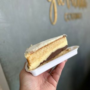 imagem do produto Bolo de Ninho com Nutella