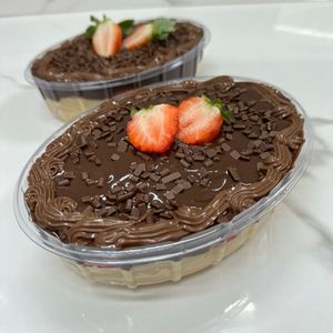 imagem do produto Travessa de bombom de morango