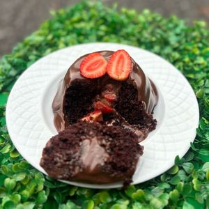 imagem do produto Mini vulcão brigadeiro com morango 