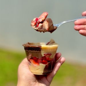 imagem do produto Copo da Felicidade Dois Amores Com Morango