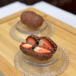 imagem do produto Coxinha de Morango - Brigadeiro