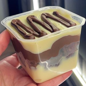 imagem do produto Afogadinho de Brownie - Ninho com Nutella