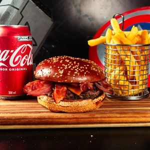 imagem do produto Combo: 1 Dom Bacon + 1 Batata Frita P + 1 Refri Lata 350ml