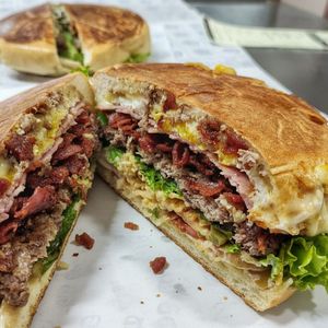 imagem do produto X-Tudo