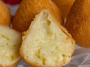 imagem do produto Coxinha Lobato (4 Queijos)