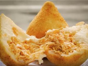 imagem do produto Coxinha Capelinha (Frango c/ Queijo)