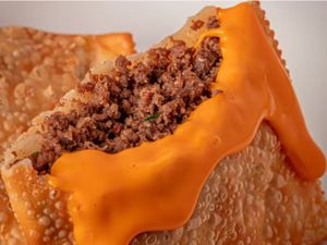 imagem do produto Pastel Canabrava (Carne c/ Cheddar)