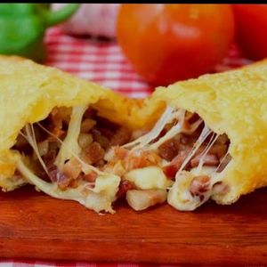 imagem do produto PASTEL QUEIJ0 COM BACON