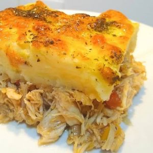 imagem do produto Escondidinho de batata doce com frango. 