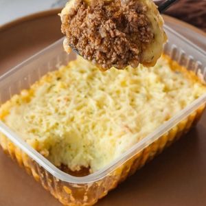 imagem do produto Escondidinho de aipim com patinho moído. 