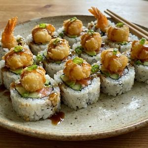 imagem do produto URAMAKI FILA ESPECIAL (10 peças)