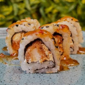 imagem do produto 10 peças de uramaki de peixe branco crocante