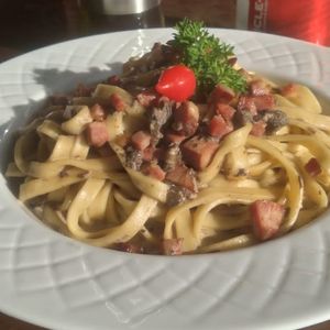 imagem do produto Fettuccine ao Molho Funghi com Bacon 