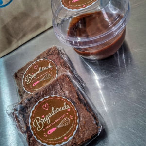 imagem do produto Combo brownie e caldinha