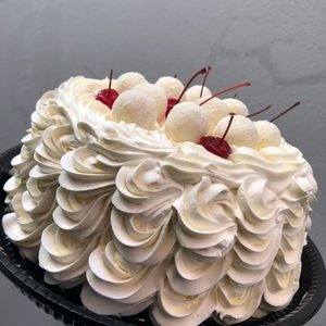 imagem do produto Bolo de leite ninho 1kg (PEDIR C/ 1 DIA DE ANTECEDÊNCIA)