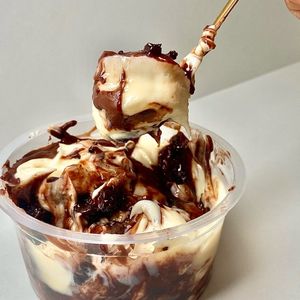 imagem do produto Brownie recheado no pote 