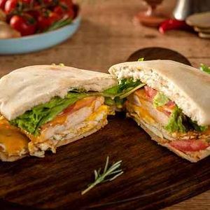 imagem do produto FRANGO COM CATUPIRY