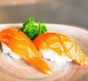 imagem do produto Dupla de niguiri de salmão