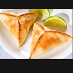 imagem do produto Esfiha fechada de carne 