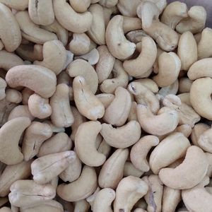 imagem do produto CASTANHA DE CAJU CRUA