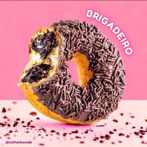 imagem do produto DONUTS BRIGADEIRO RECHEADO
